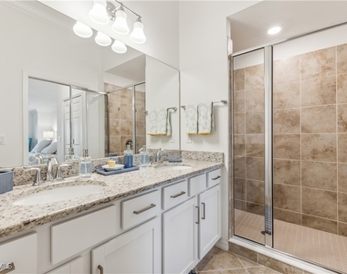 43051 Greenway Boulevard - Photo Thumbnail 11