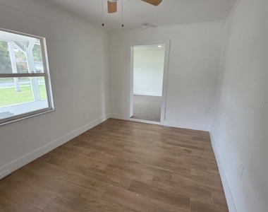 1614 N Washington Avenue - Photo Thumbnail 9