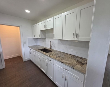1614 N Washington Avenue - Photo Thumbnail 19