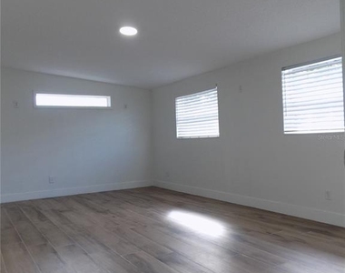 1511 E Horatio Avenue - Photo Thumbnail 21