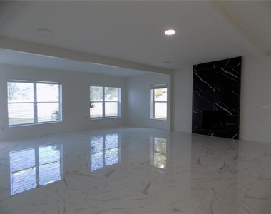 1511 E Horatio Avenue - Photo Thumbnail 9