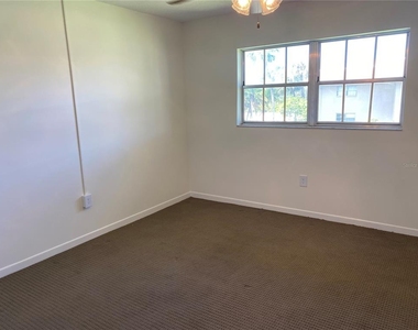 2727 75th Street W - Photo Thumbnail 8