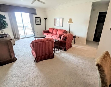 750 N Tamiami Trail - Photo Thumbnail 4