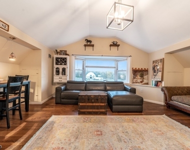 231 Wertsville Rd - Photo Thumbnail 2