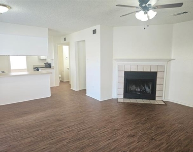 4625 Goldrock Drive - Photo Thumbnail 3