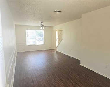 4625 Goldrock Drive - Photo Thumbnail 2