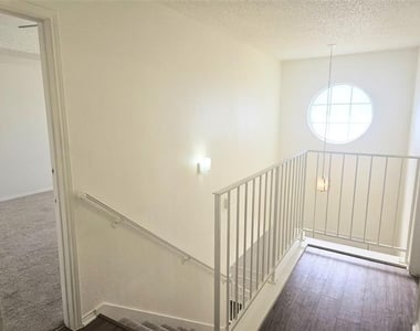 4625 Goldrock Drive - Photo Thumbnail 15