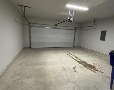 628 Blackland Drive - Photo Thumbnail 19