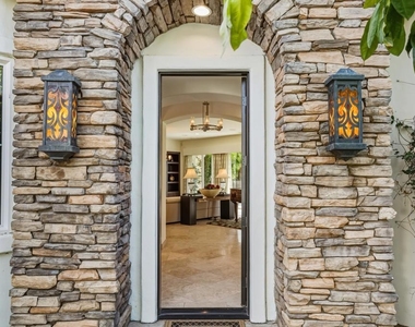 45737 Club Drive - Photo Thumbnail 4