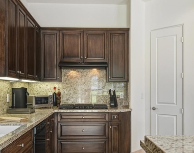 45737 Club Drive - Photo Thumbnail 18