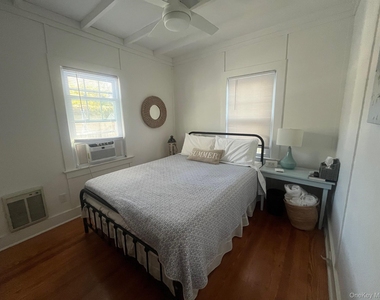 22 Crescent Avenue - Photo Thumbnail 8
