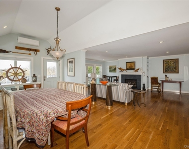 155 Essex Street - Photo Thumbnail 3