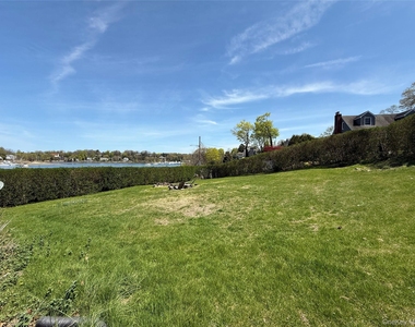 293 W Shore Road - Photo Thumbnail 12