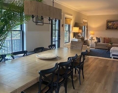 224 Wilmot Road - Photo Thumbnail 5