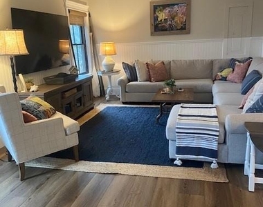 224 Wilmot Road - Photo Thumbnail 2