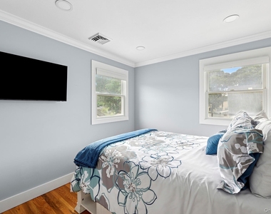 48 Fanning Avenue - Photo Thumbnail 10