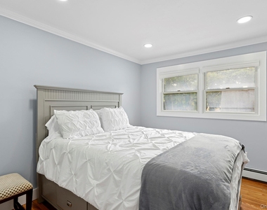48 Fanning Avenue - Photo Thumbnail 13