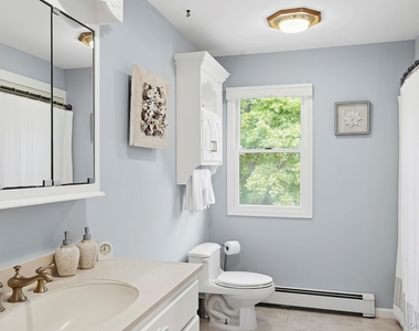 48 Fanning Avenue - Photo Thumbnail 11