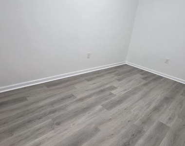 2233 N 16th Street - Photo Thumbnail 13