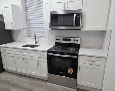 2233 N 16th Street - Photo Thumbnail 1