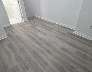 2233 N 16th Street - Photo Thumbnail 17