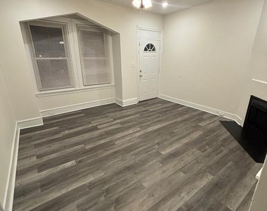 5427 Walnut Street - Photo Thumbnail 2