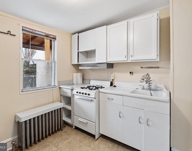 3068 Livingston Street - Photo Thumbnail 5