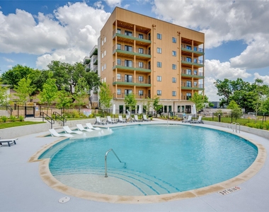 4802 S Congress Ave - Photo Thumbnail 32