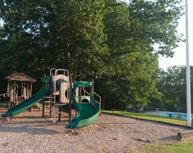 21 West River - Photo Thumbnail 9