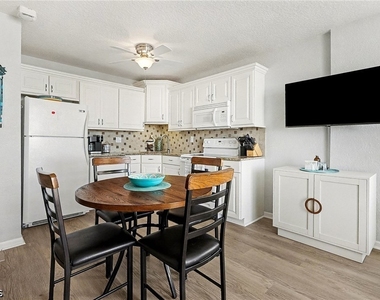 7330 Estero Boulevard - Photo Thumbnail 11