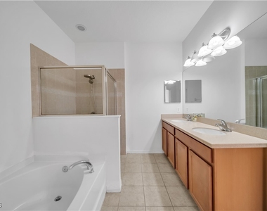 8125 Silver Birch Way - Photo Thumbnail 23