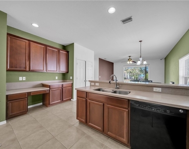 8125 Silver Birch Way - Photo Thumbnail 22