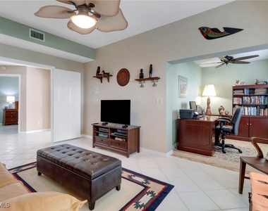 5325 Andover Drive - Photo Thumbnail 4