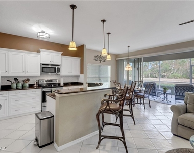 5325 Andover Drive - Photo Thumbnail 7
