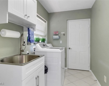 5325 Andover Drive - Photo Thumbnail 19
