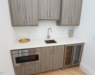 300 2nd Avenue N - Photo Thumbnail 33