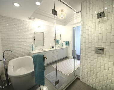 1035 3rd Avenue S - Photo Thumbnail 13