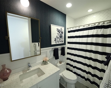 1035 3rd Avenue S - Photo Thumbnail 16