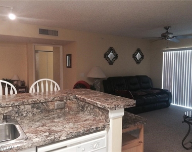 1160 Wildwood Lakes Boulevard - Photo Thumbnail 5