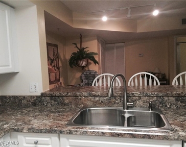 1160 Wildwood Lakes Boulevard - Photo Thumbnail 6