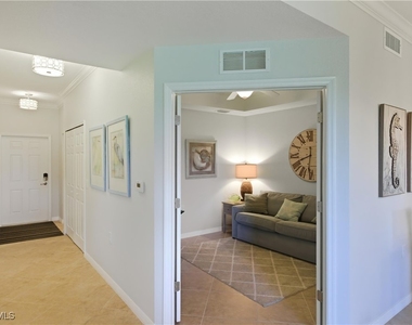 9844 Venezia Circle - Photo Thumbnail 7