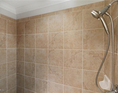 9844 Venezia Circle - Photo Thumbnail 29