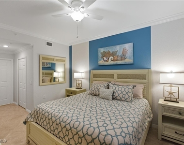9844 Venezia Circle - Photo Thumbnail 25