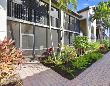 9844 Venezia Circle - Photo Thumbnail 4