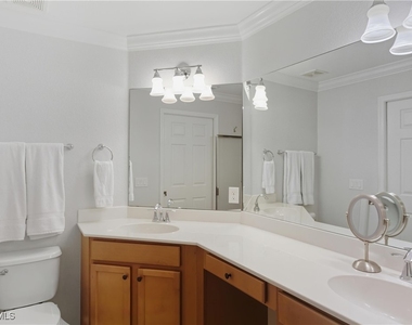 9844 Venezia Circle - Photo Thumbnail 27
