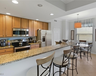 9844 Venezia Circle - Photo Thumbnail 11