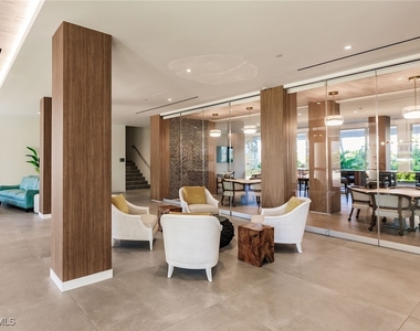 260 Seaview Court - Photo Thumbnail 17