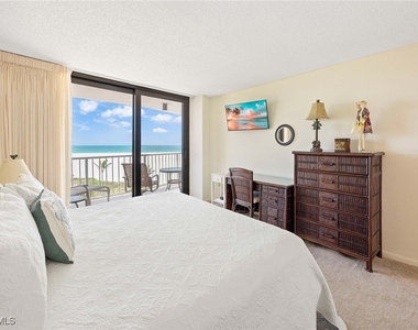 260 Seaview Court - Photo Thumbnail 12