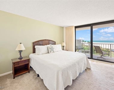 260 Seaview Court - Photo Thumbnail 11