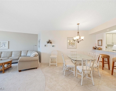 260 Seaview Court - Photo Thumbnail 5
